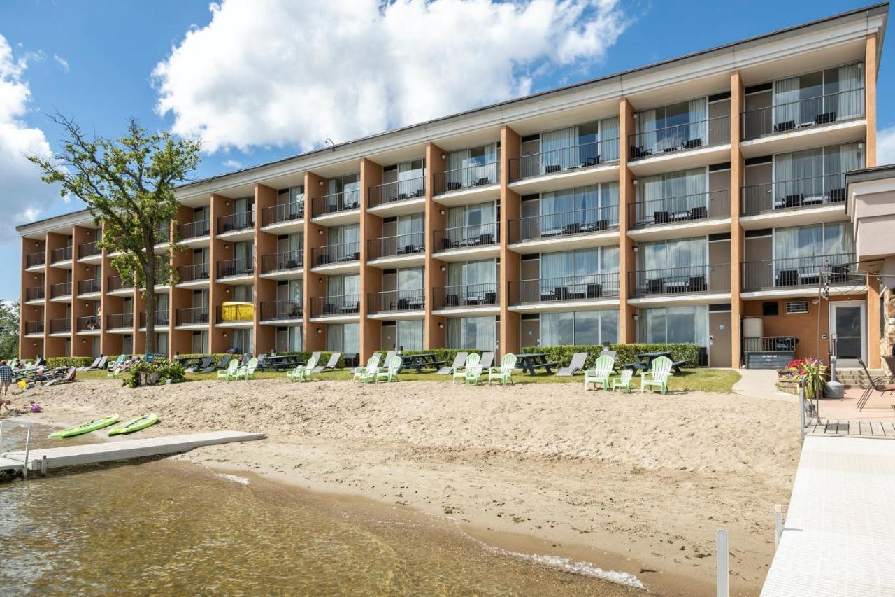 Holiday Inn Detroit Lakes By Ihg מראה חיצוני תמונה