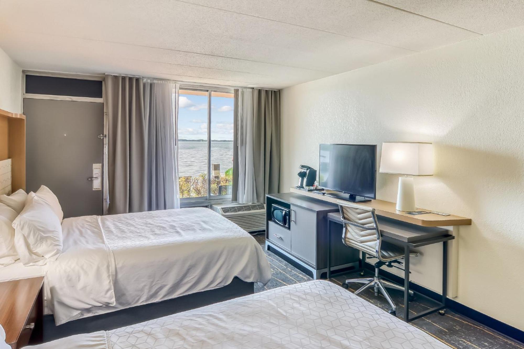 Holiday Inn Detroit Lakes By Ihg מראה חיצוני תמונה